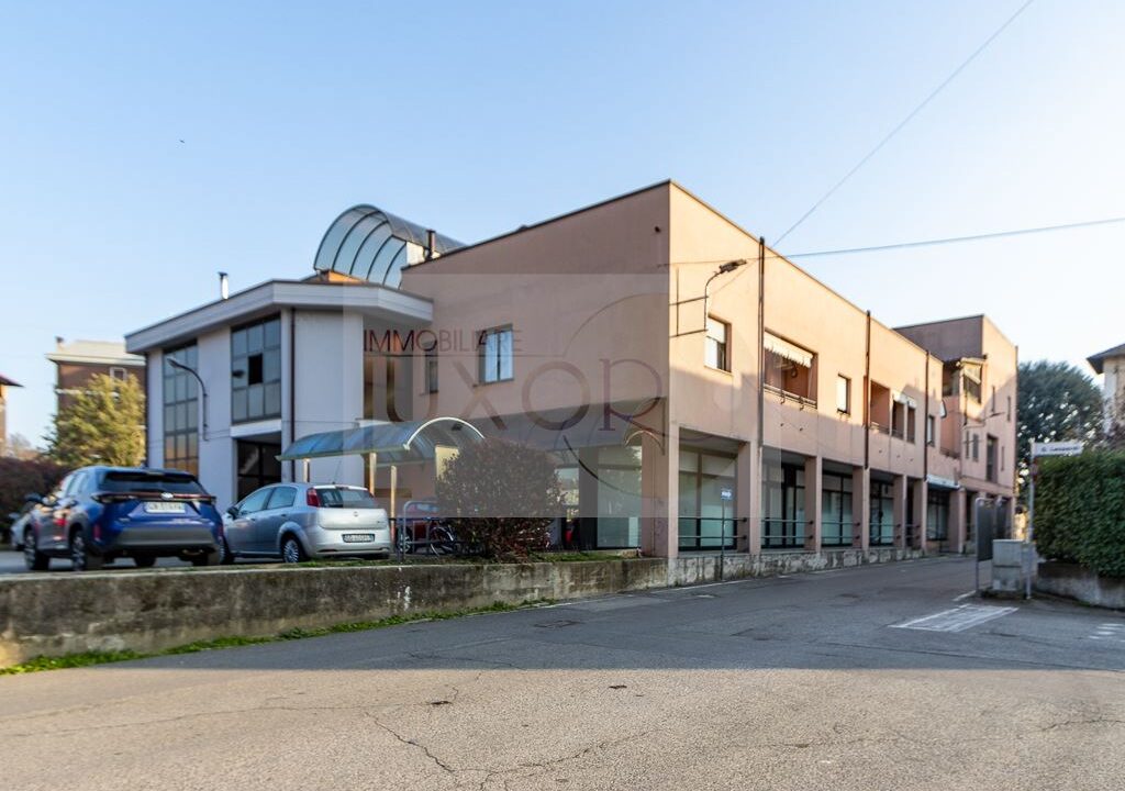 fd382131-b9ef-4acb-a231-f4d4388a7569
